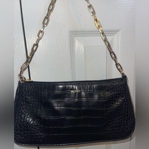 Black Shoulder Bag - ALDO